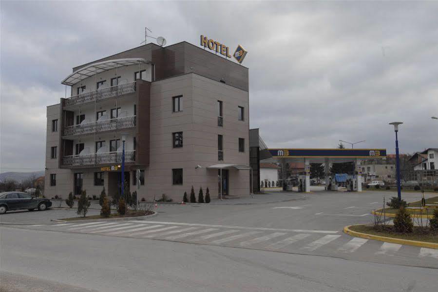 Hotel M3 Donje Mladice Buitenkant foto
